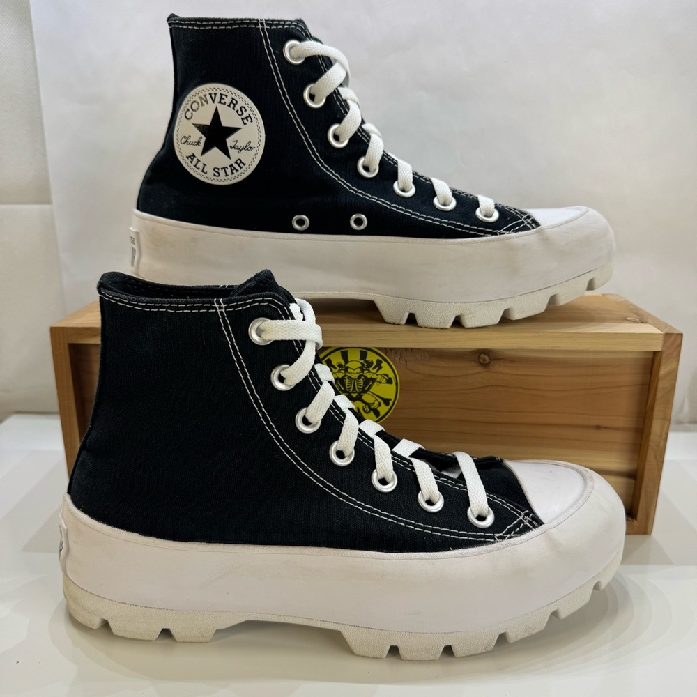 Converse Chuck Taylor All Star High Lugged Black Shoes 565901C Women’s Size 6.5